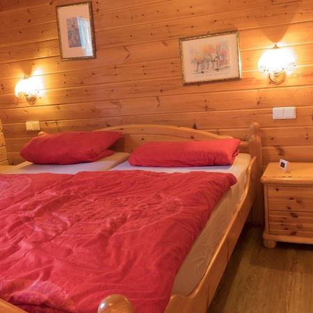 Ferienhaus Nr 7, Typ B, Feriendorf Jaegerpark, Bayerischer Wald Viechtach Esterno foto